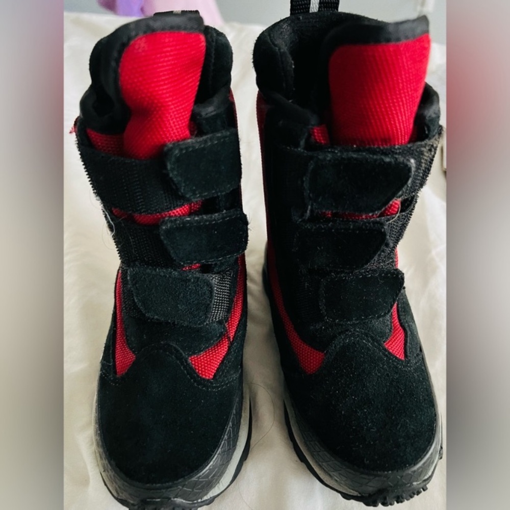 Like new L.L.Bean snow boots